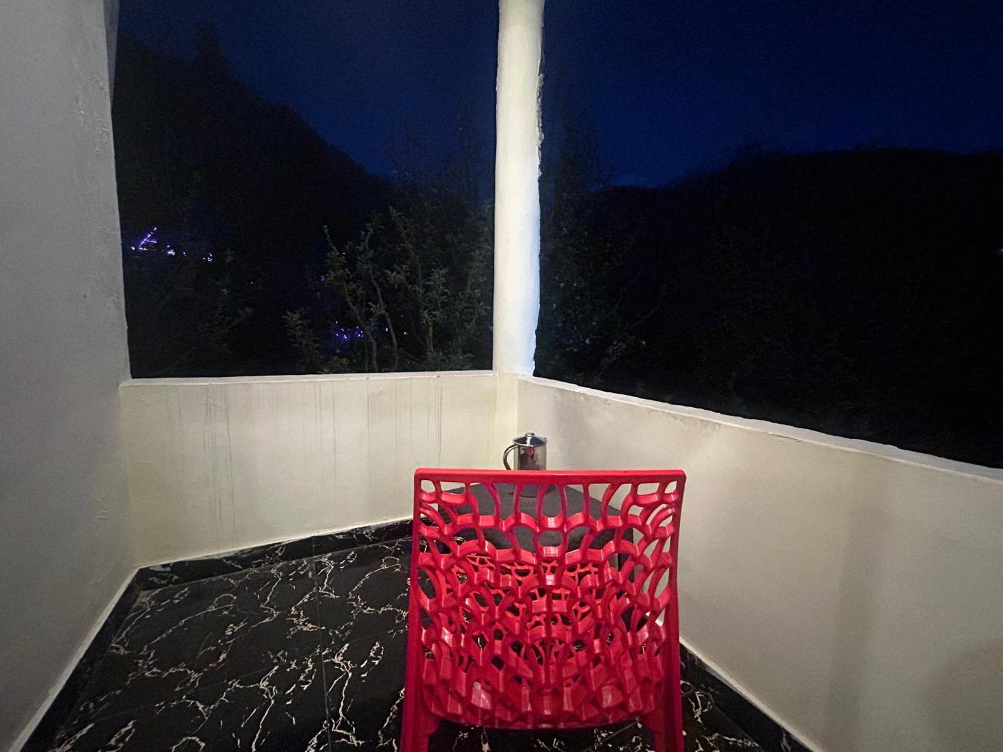 Karma Guest House And Cafe Kalgha 객실 사진